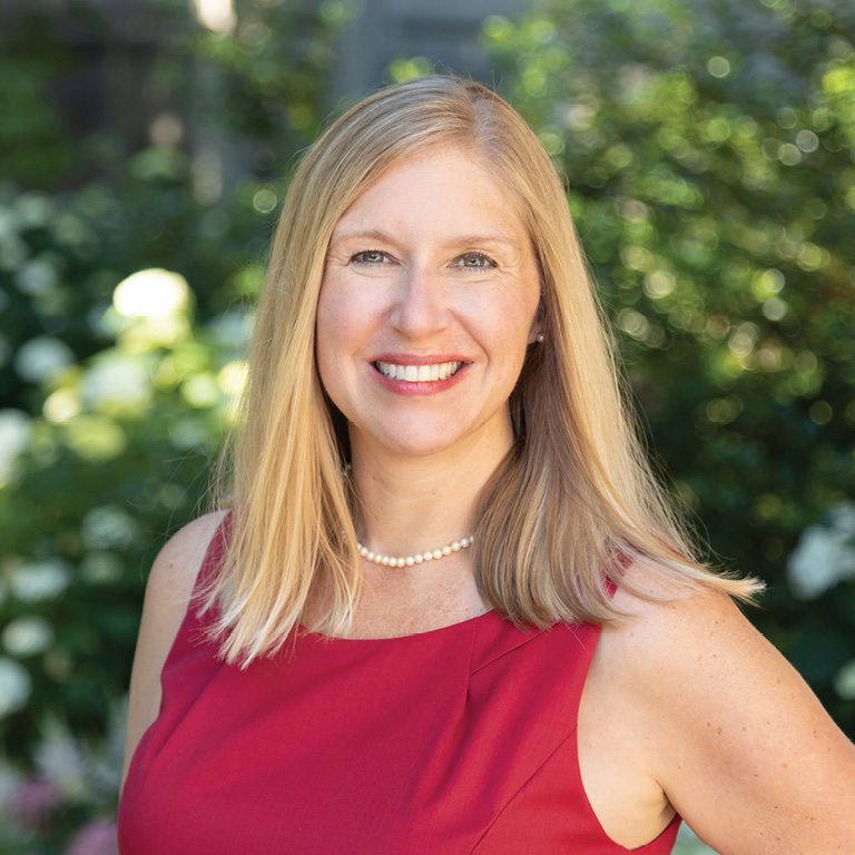 莎拉·波尔最早